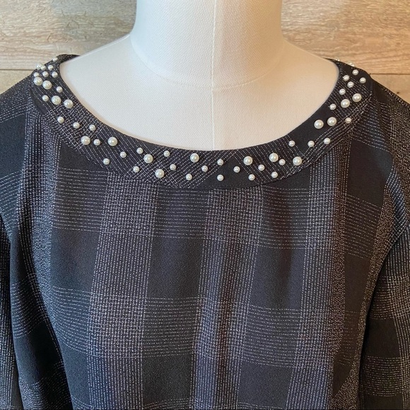 Karl Lagerfeld women’s blouse in size medium - Picture 4 of 8